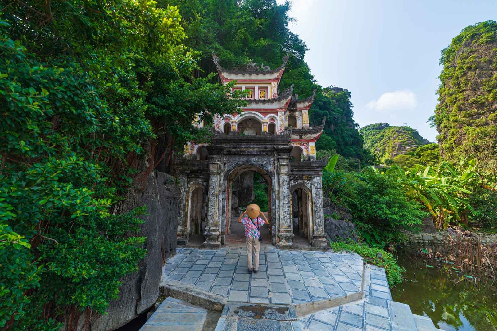 BICH DONG PAGODA Un Oasis De Paz En Tam Coc Viajar Por Vietnam