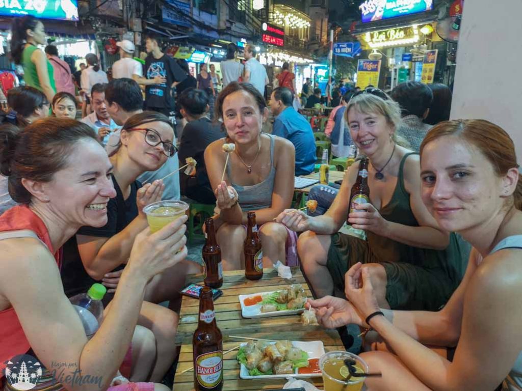 hanoi beer street