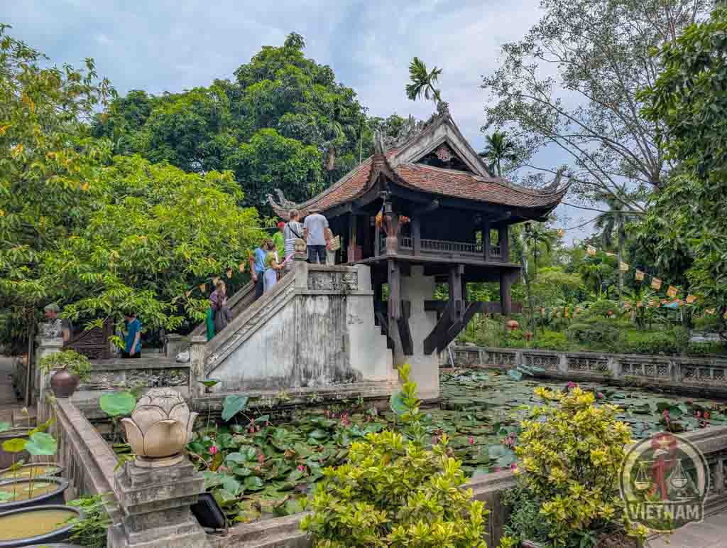 PAGODA DEL PILAR ÚNICO EN HANOI, VIETNAM