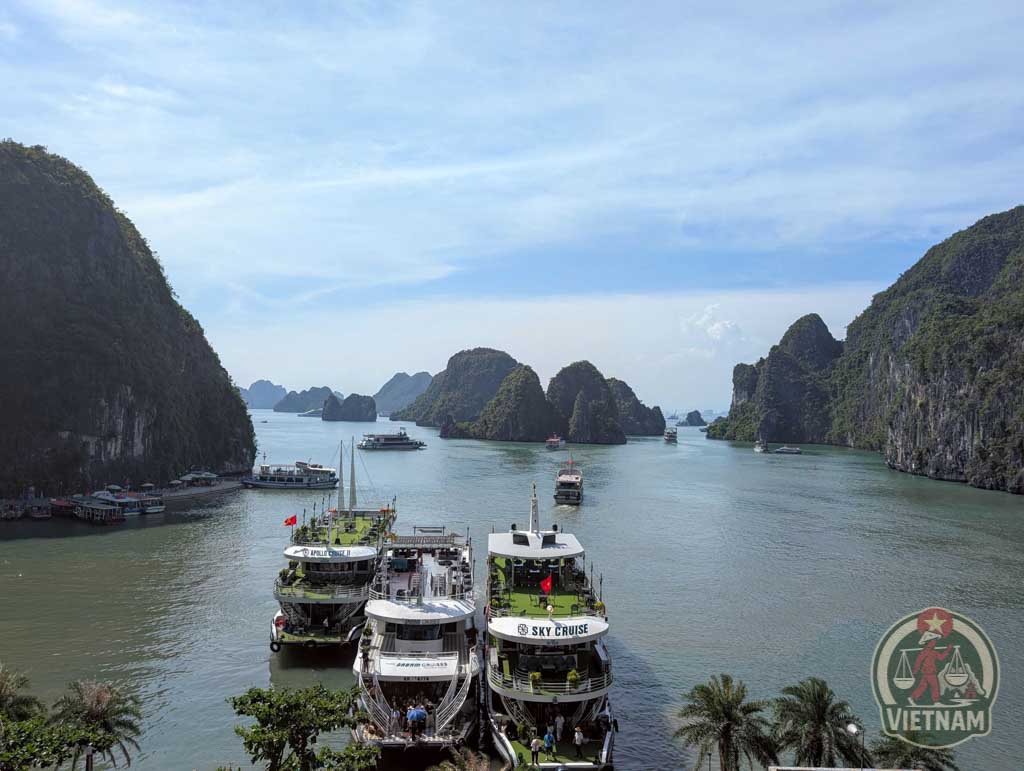 crucero en la bahia de halong