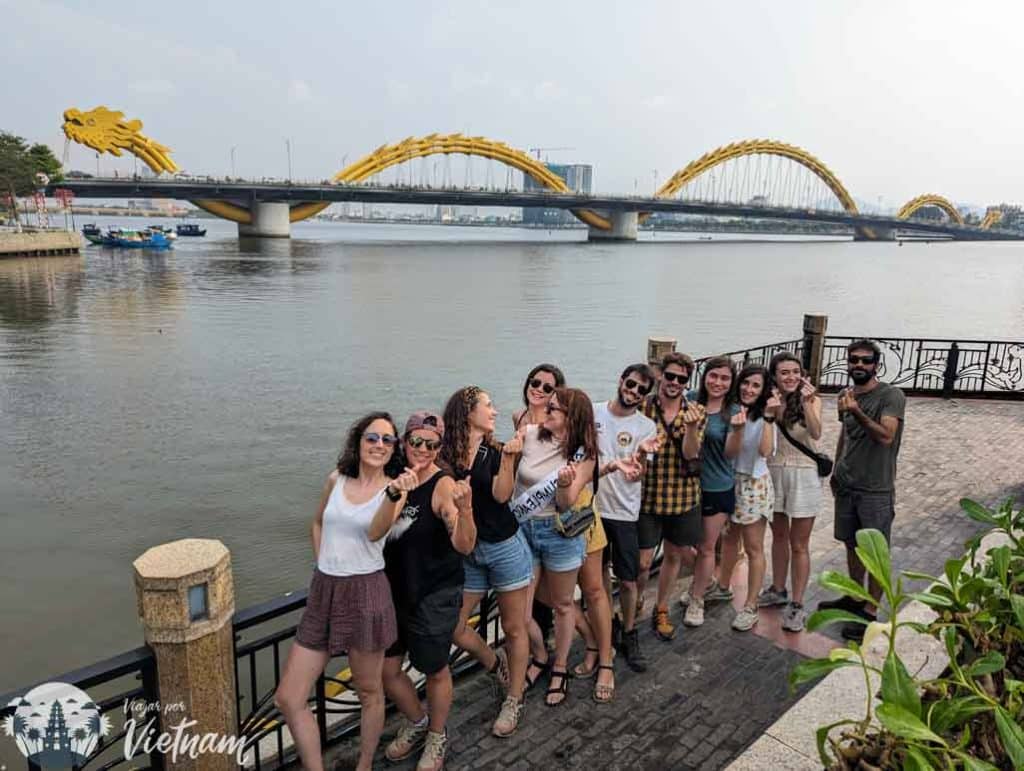 puente del dragon en da nang vietnam