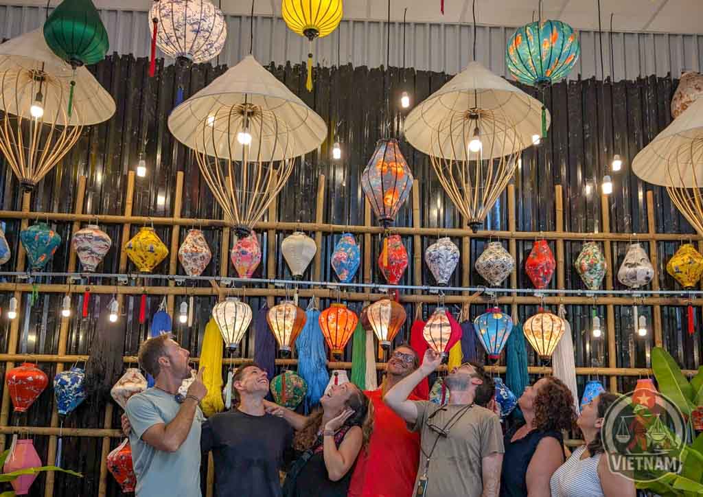 Taller de farolillos en Hoi An