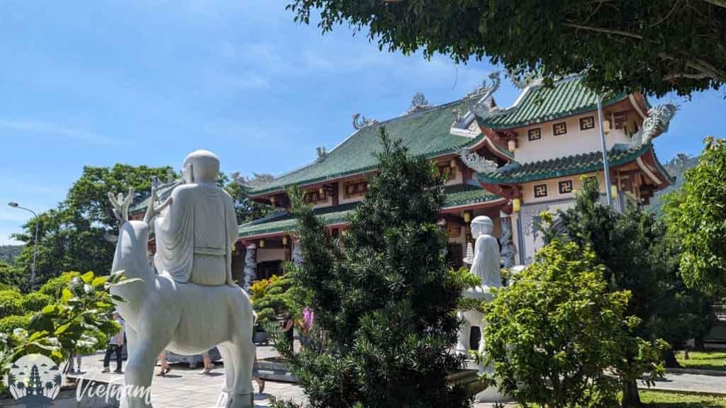 pagoda-de-linh-ung-en-da-nang