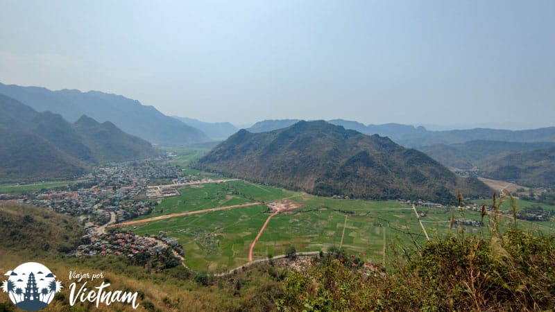 panoramica del valle de mai chau, en vietnam