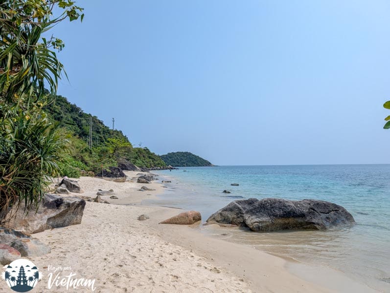 playa de bai xep en las islas cham