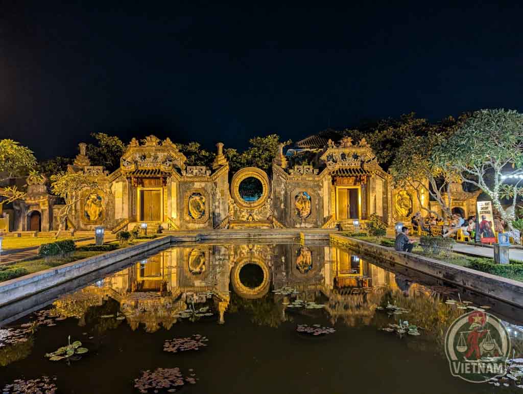 centro histórico de hoi an por la noche